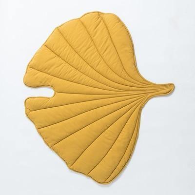 Leaf-Shaped Throw Swaddle Blanket